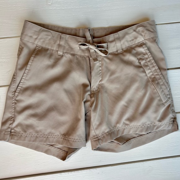 Magellan Outdoors Pants - MAGELLAN Outdoors Dri Fit Khaki Safari Shorts Size XS